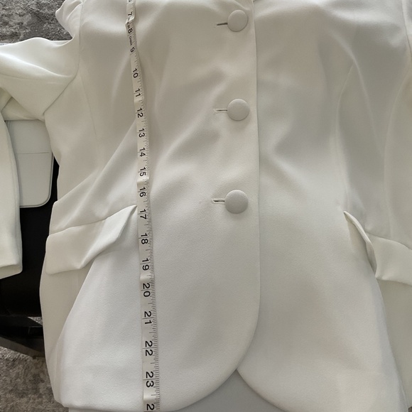 EMILY Polyester Skirt Suit Size 10 White Lined Notch Collar Cocktail 2PC - Picture 8 of 11